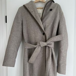 Aritzia wool/cashmere hooded coat